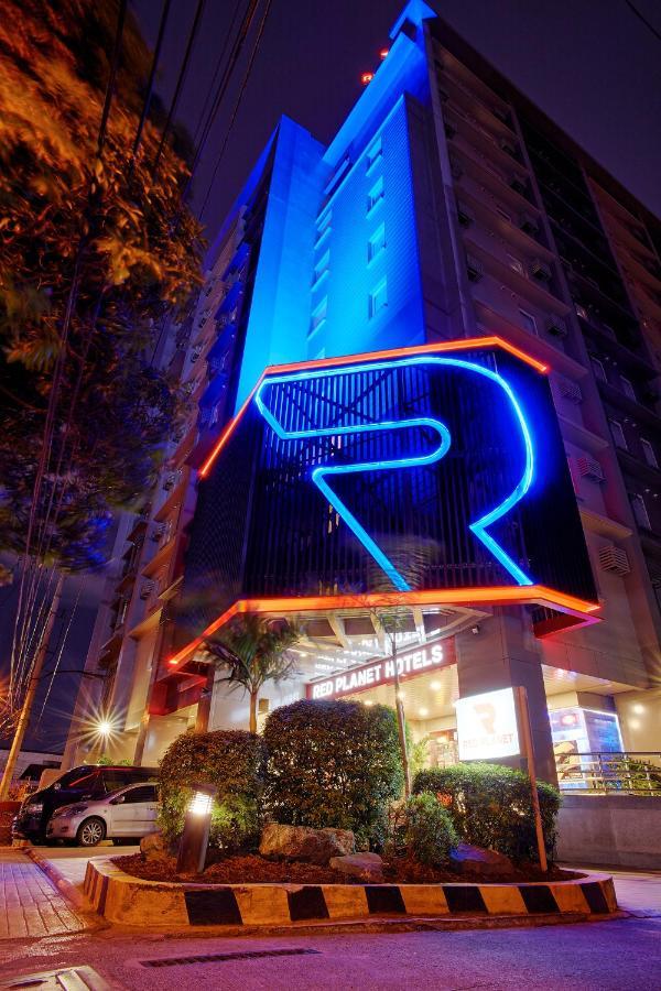 Готель Red Planet Makati Avenue Manila Makati City Екстер'єр фото